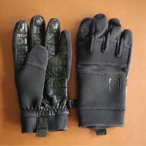 Armada Windstopper Gloves